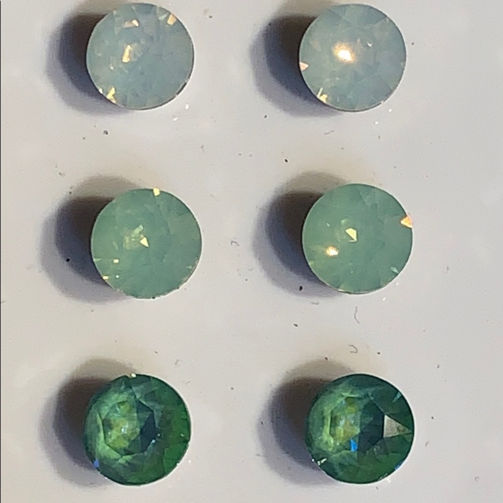assorted Swarovski crystal studs - Picture 7 of 16